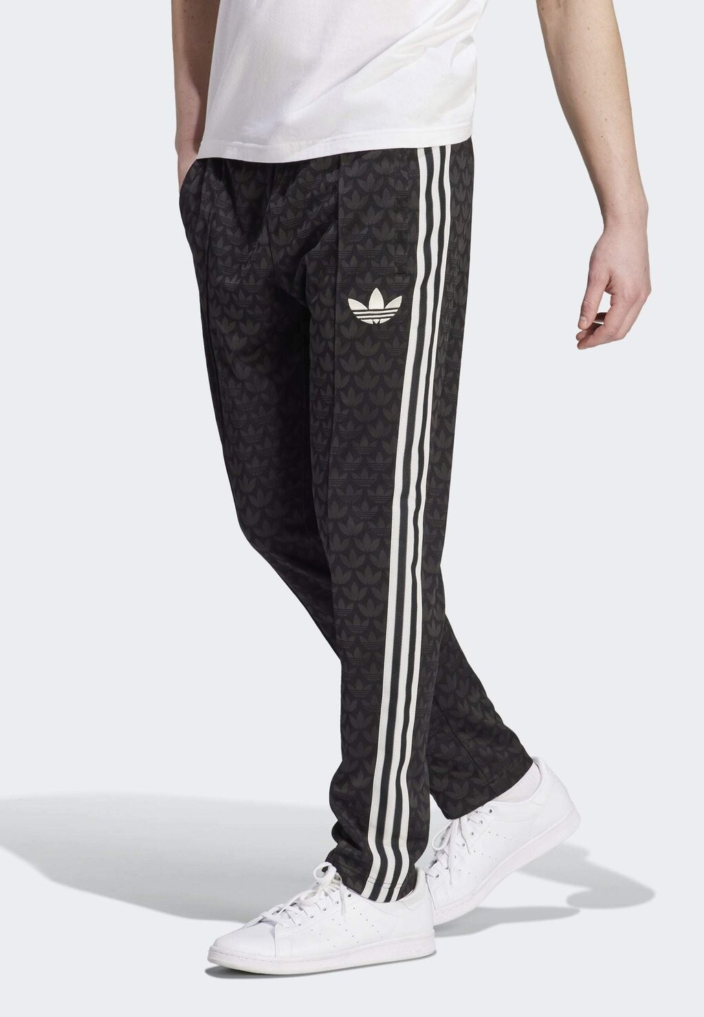 

Спортивные брюки adidas Originals, черные