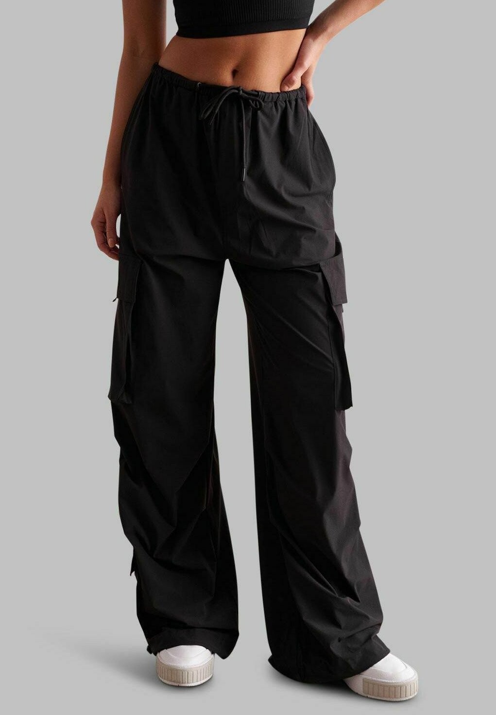 

Брюки-карго WINDBREAKER PARACHUTE aim’n, цвет black