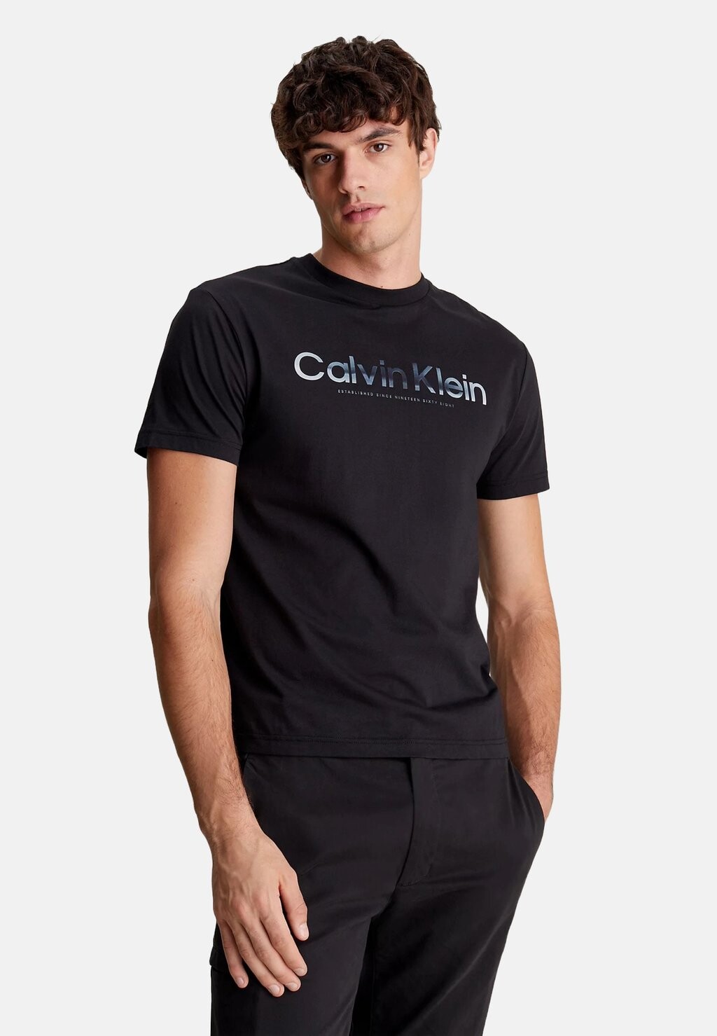 

футболка с принтом Diffused Logo Calvin Klein, цвет ck black