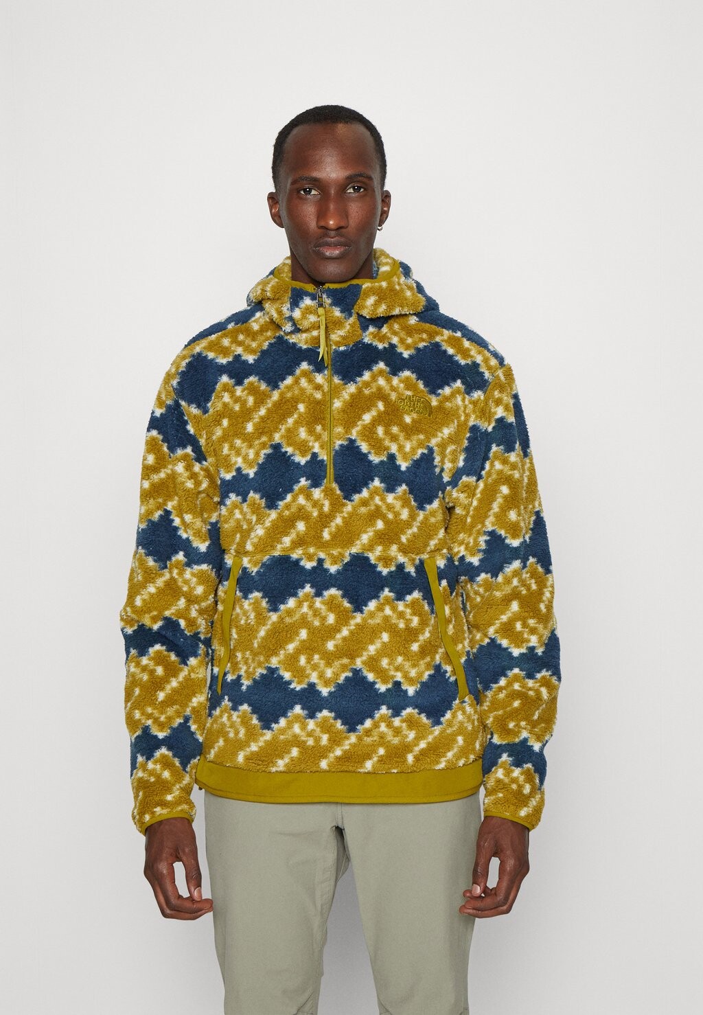 

Толстовка The North Face CAMPSHIRE HOODIE, цвет sulphur moss