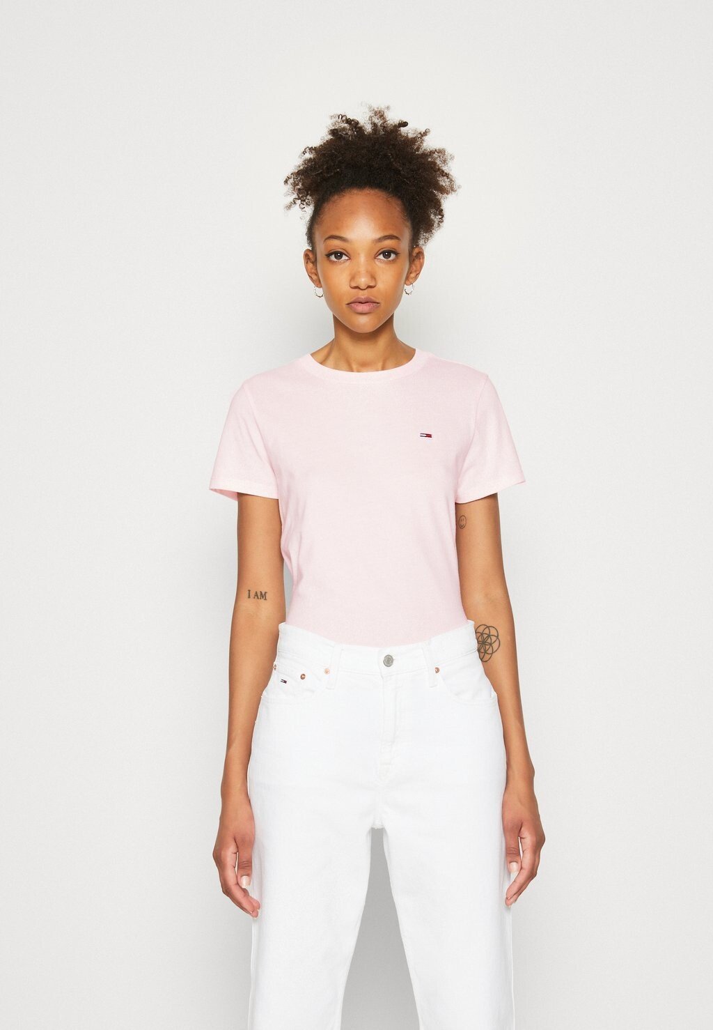 

Базовая футболка Tommy Jeans, Белый