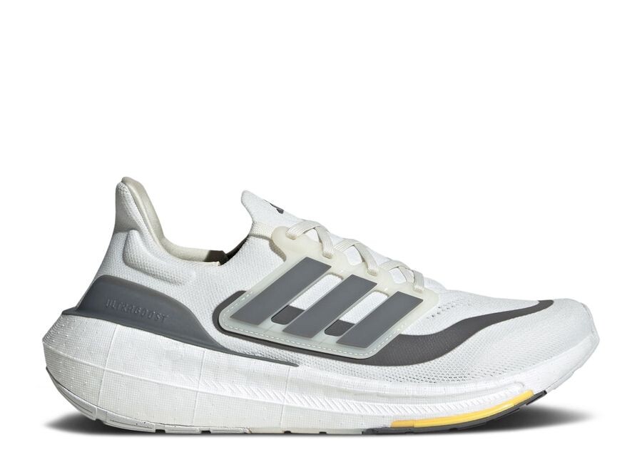 

Кроссовки adidas UltraBoost Light, цвет Non Dyed Iron Metallic