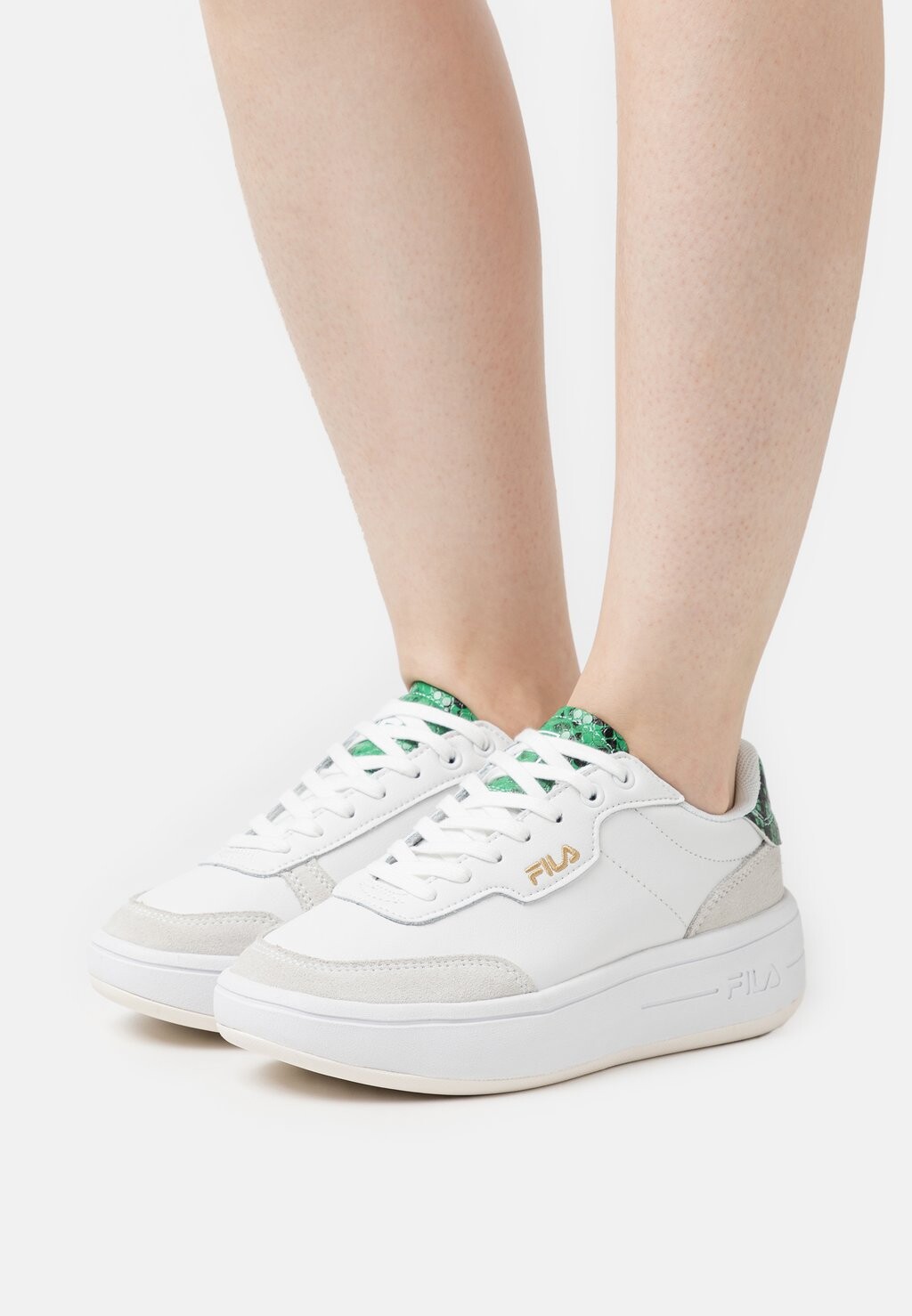 

Кроссовки Fila