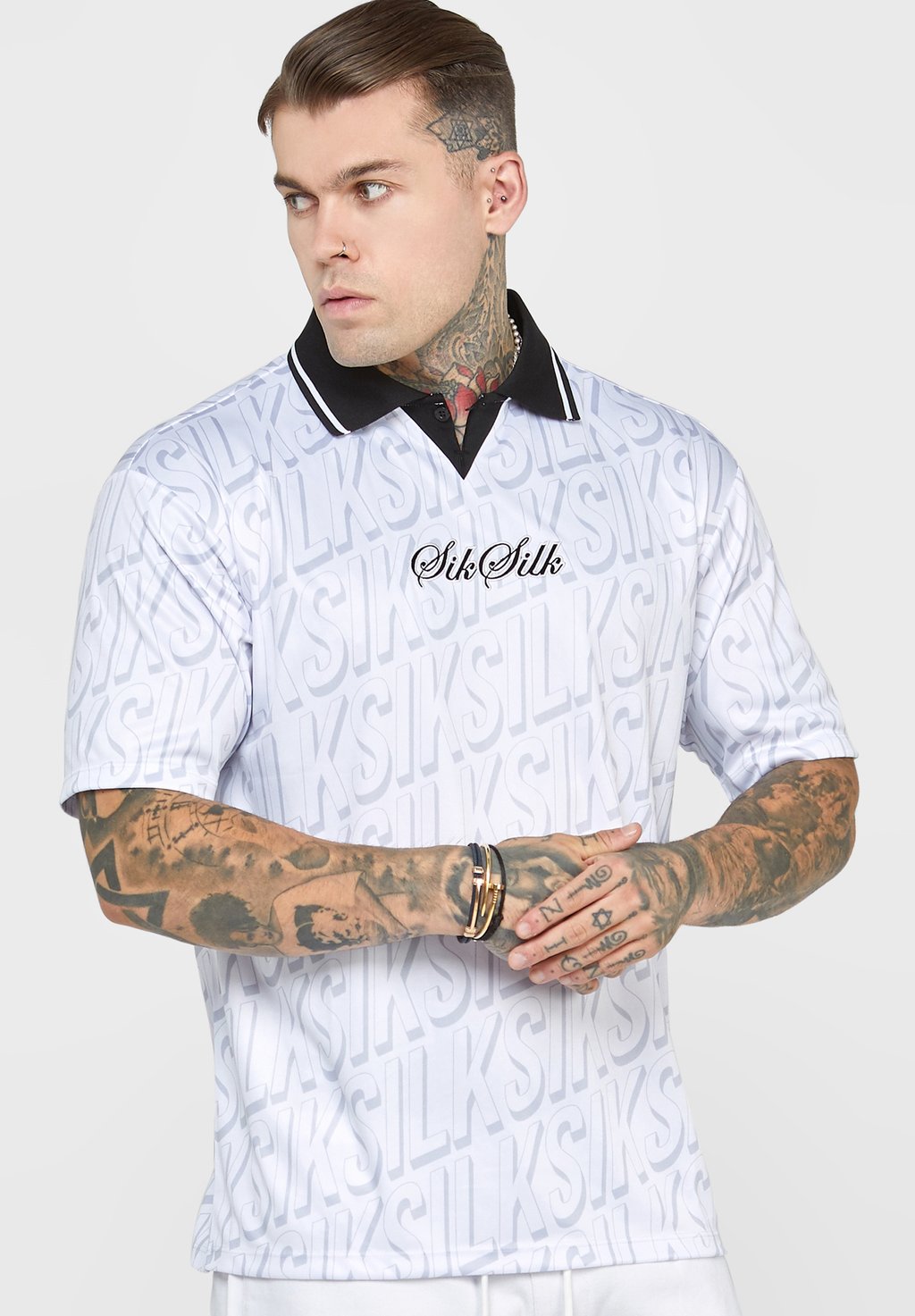 

Рубашка-поло Repeat Logo Football SIKSILK, белый