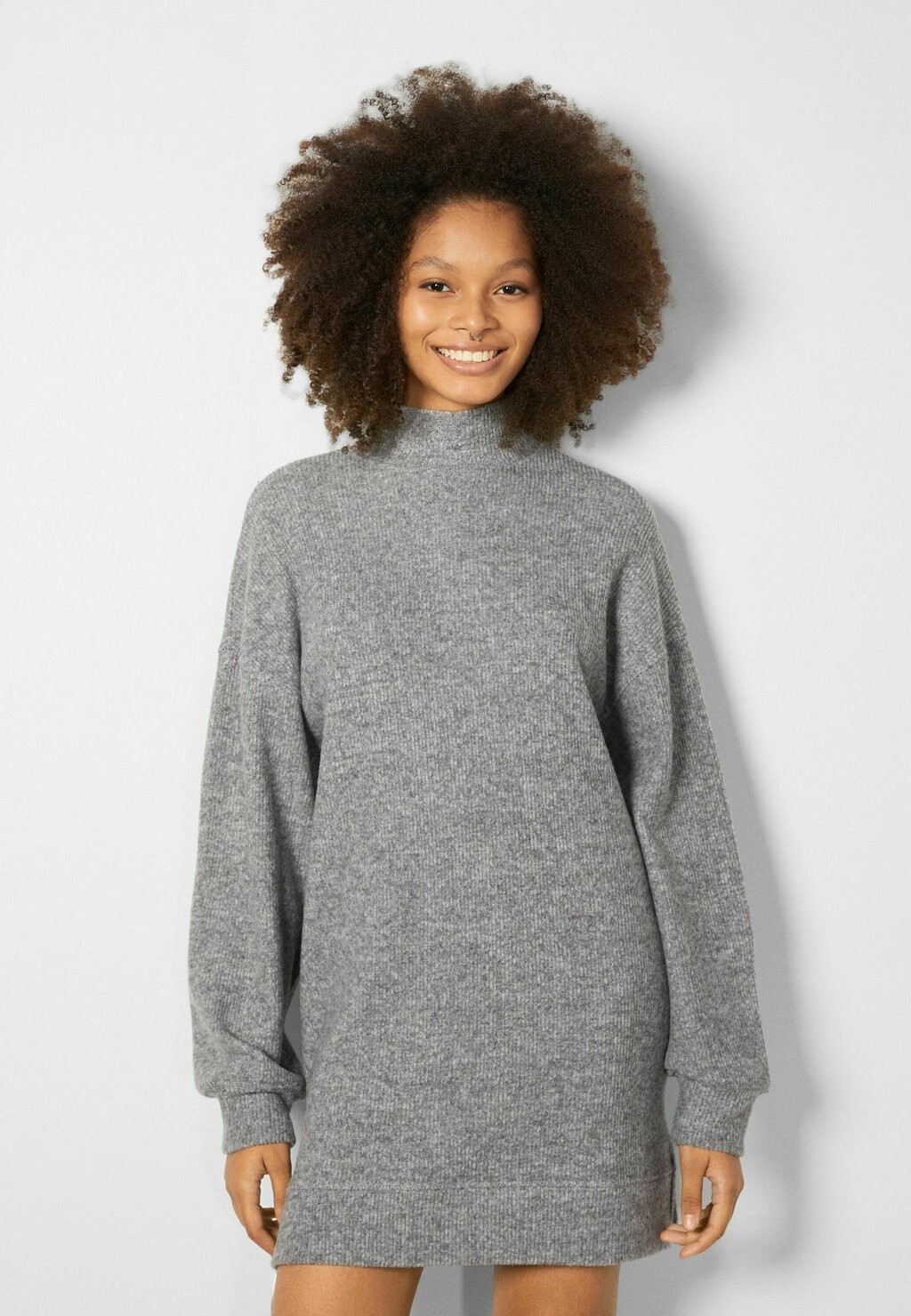 

Трикотажное платье Bershka