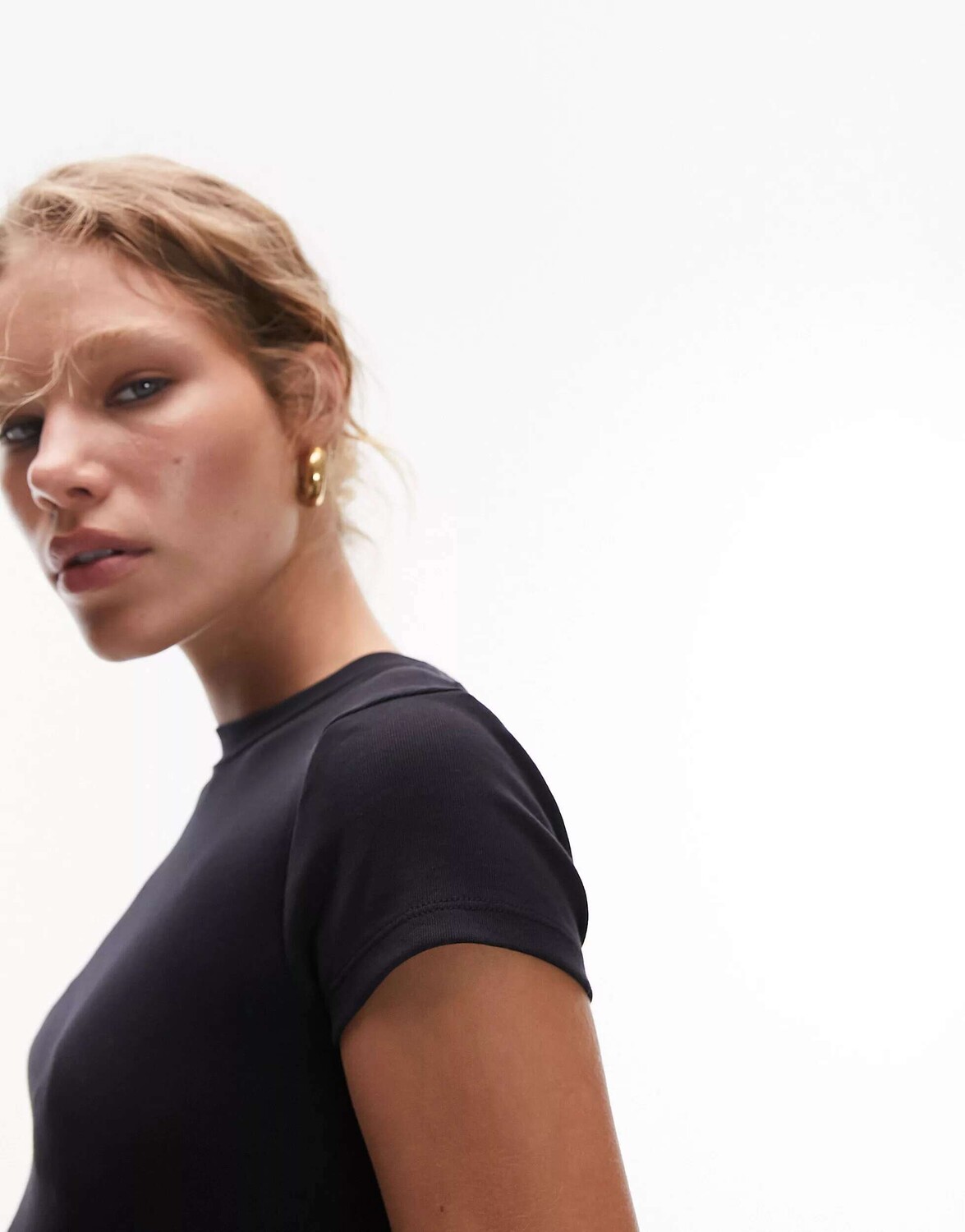 

Черная длинная повседневная футболка Topshop, Черный