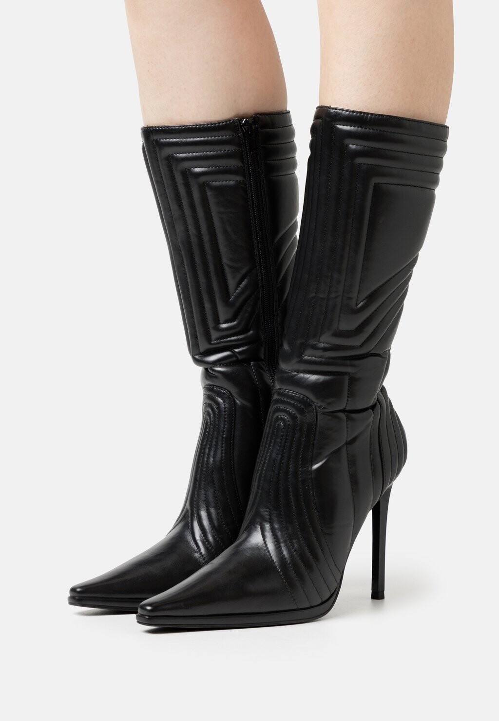 

Ботинки на каблуке Jeffrey Campbell