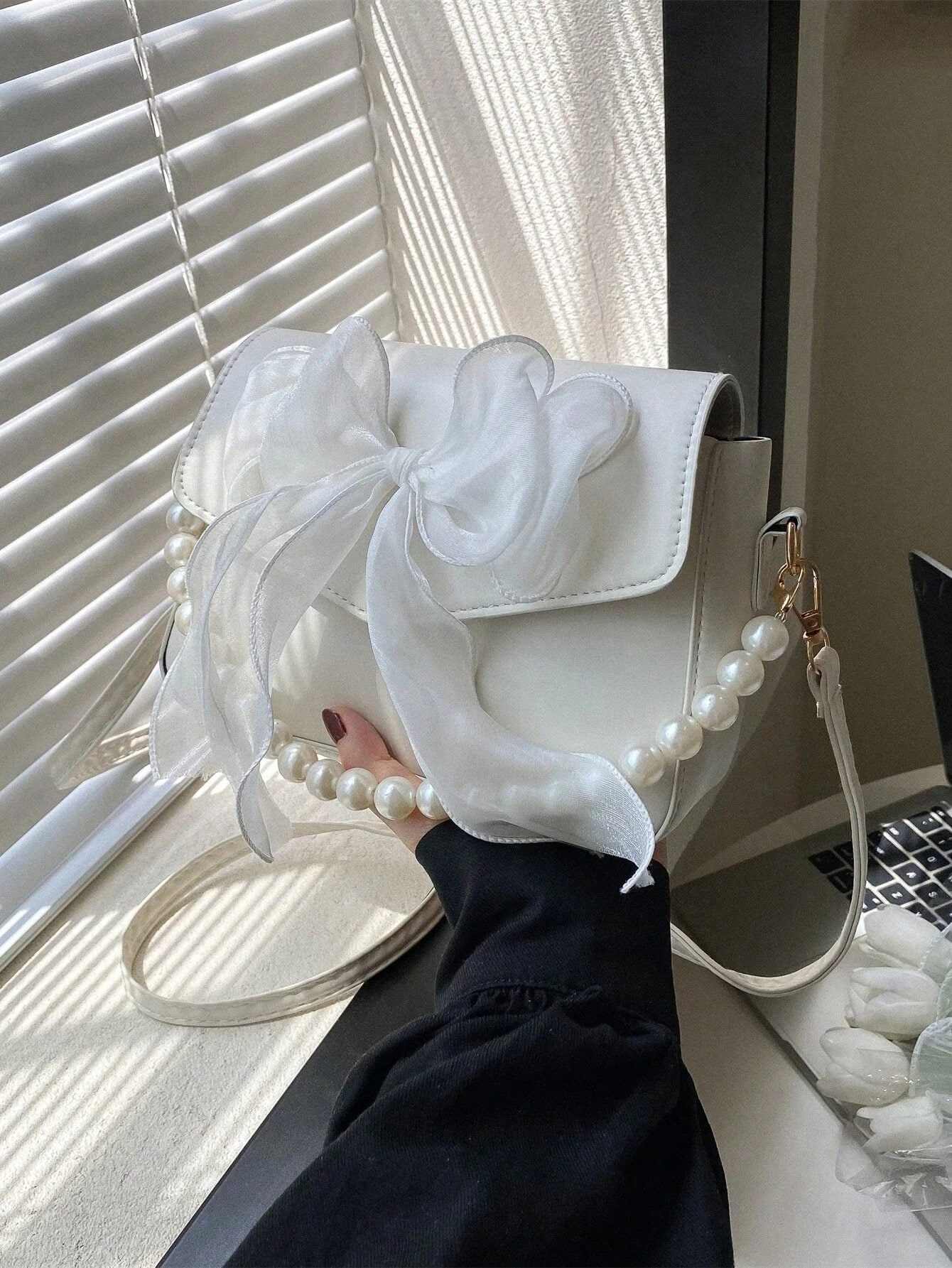 Мини-квадратная сумка из искусственного жемчуга и банта с клапаном из искусственной кожи, белый винтажные сумки мешки через плечо для женщин дизайнерские вместительные женские сумки мессенджеры сумка через плечо из искусственной кож