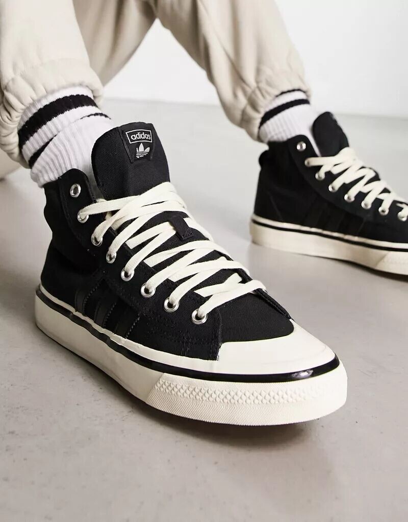 

Черные высокие кеды adidas Originals Nizza RF 74