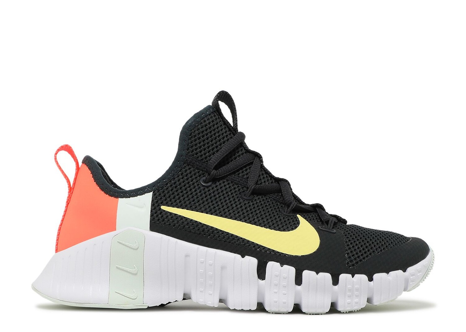 

Кроссовки Nike Wmns Free Metcon 3 'Black Bright Mango', черный