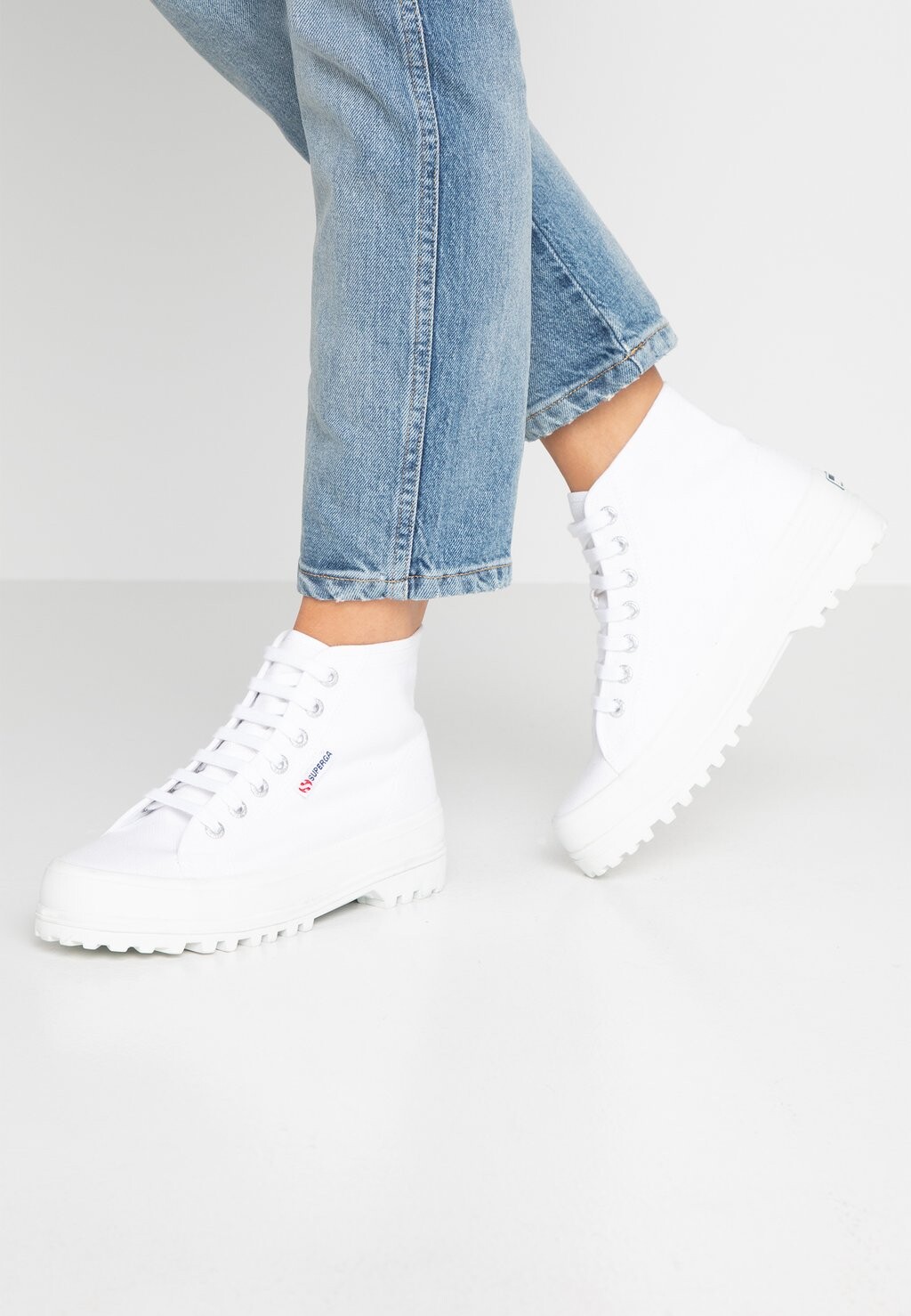 

Высокие кроссовки Superga, белый