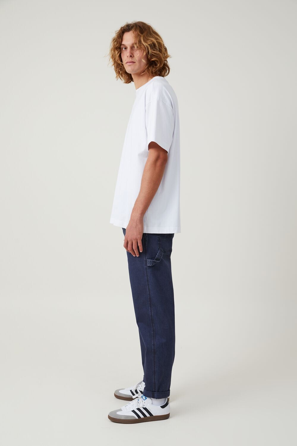 

Свободные зауженные джинсы Cotton On