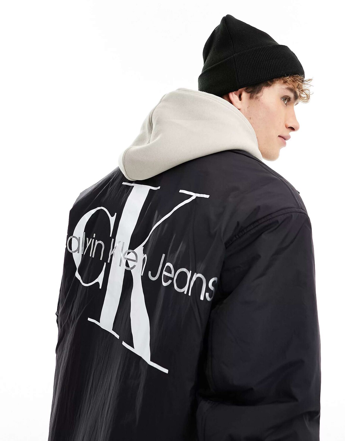 

Черная двусторонняя короткая куртка унисекс Calvin Klein Jeans