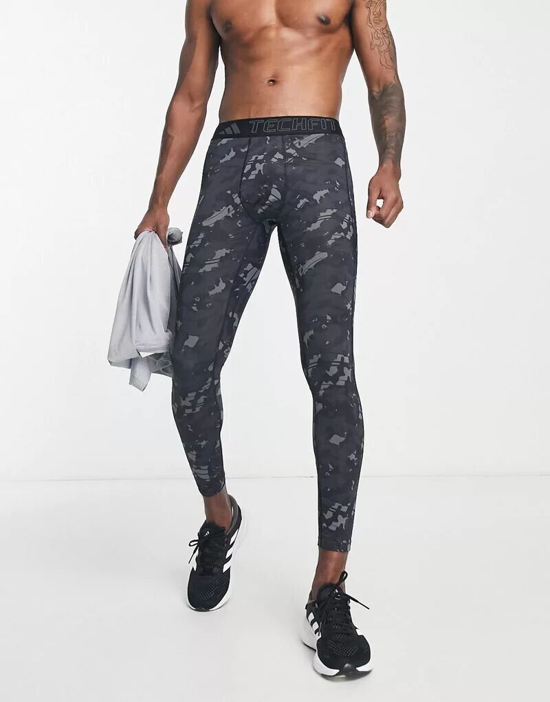 

Черные камуфляжные колготки adidas Training Techfit adidas performance