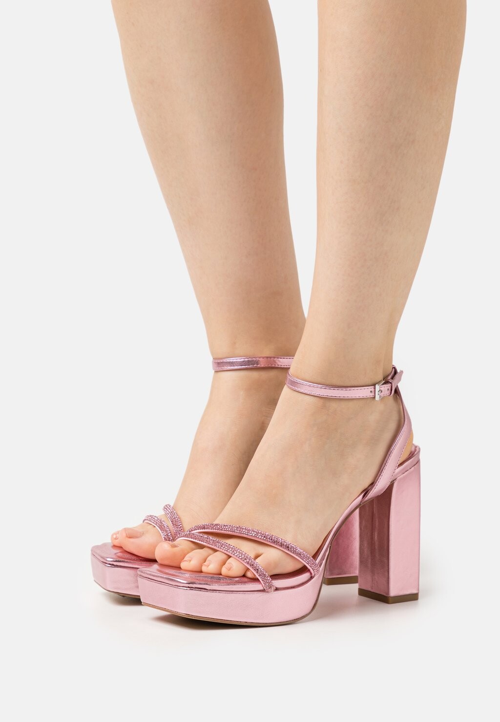 

Босоножки на каблуке ALDO
