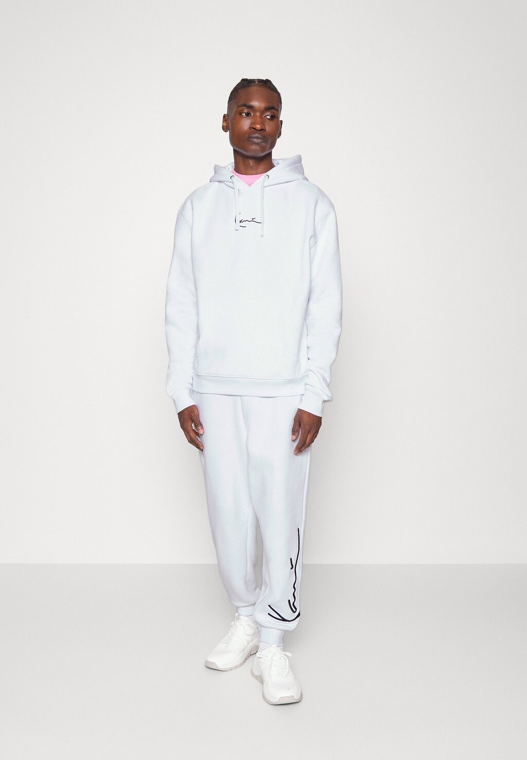 

Спортивный костюм Karl Kani