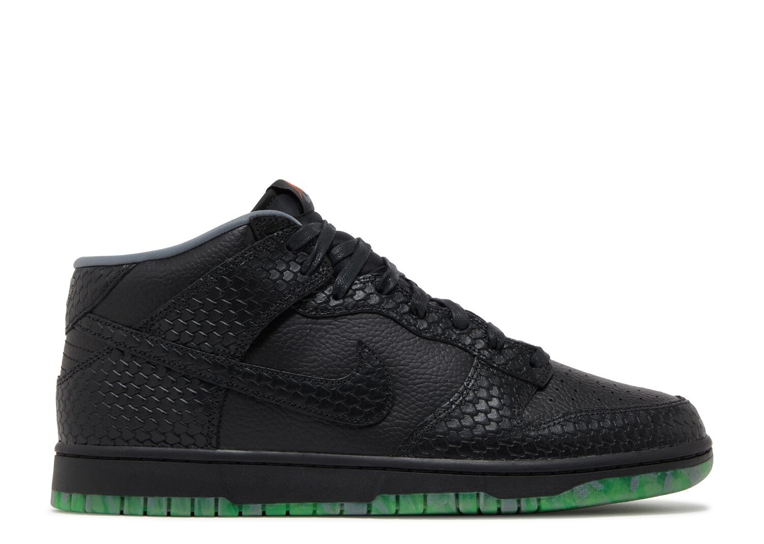 

Кроссовки Nike Dunk Mid Premium 'Halloween - Headless Horseman', черный
