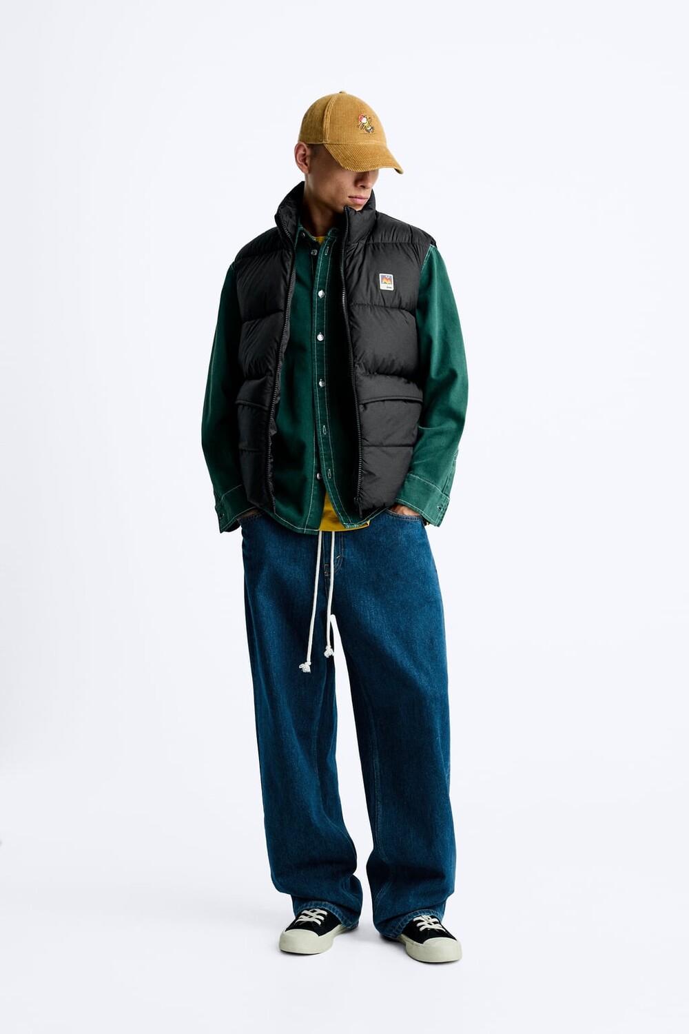 

Пуховик ZARA, черный