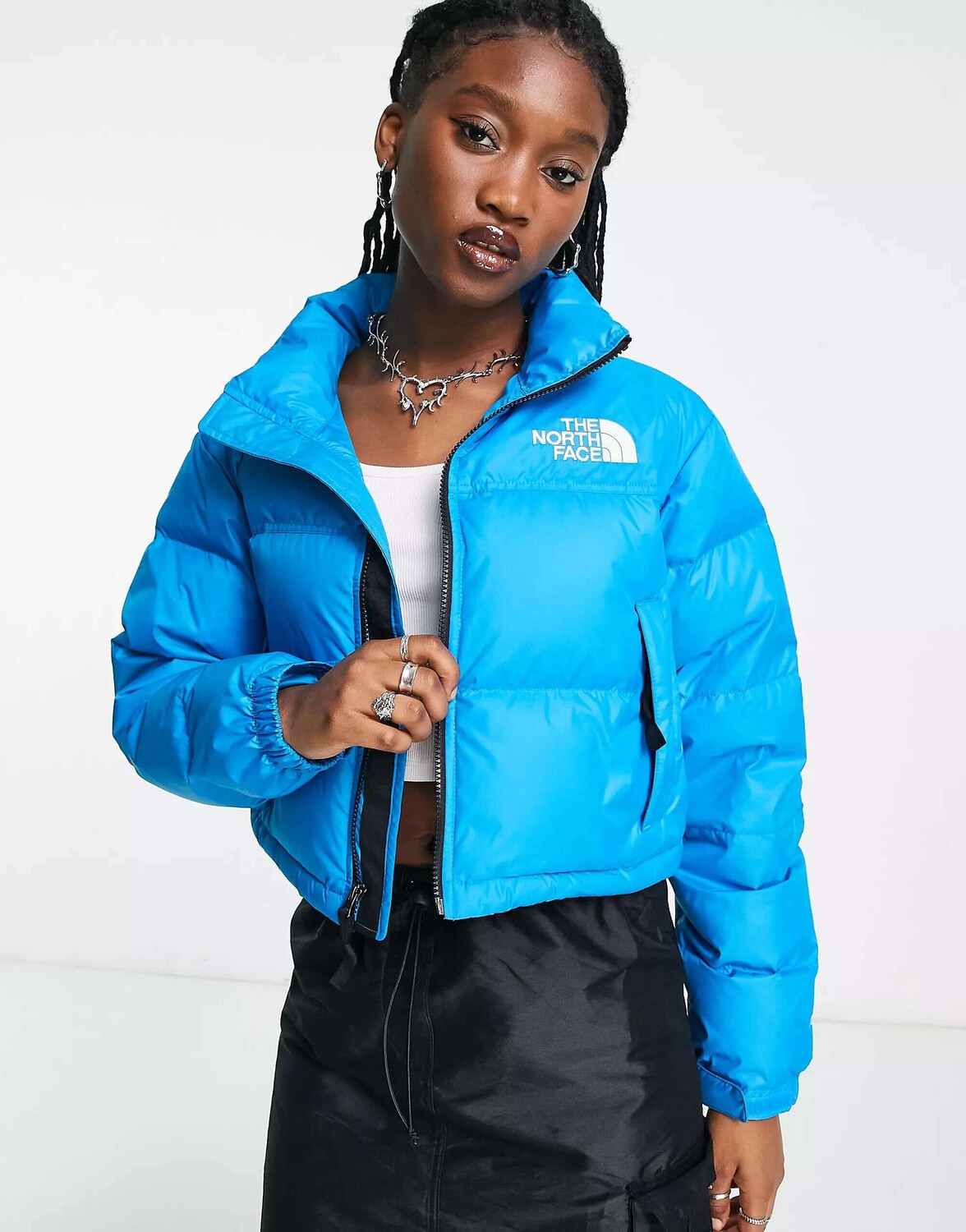

Укороченный пуховик The North Face Nuptse ярко-синего цвета, Синий