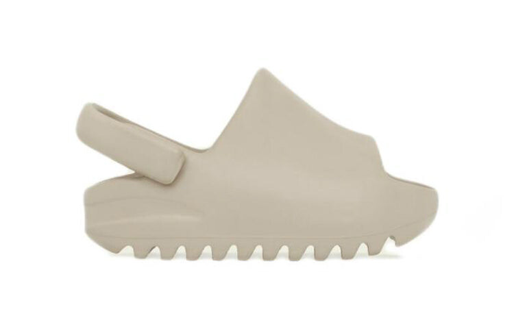 

Тапочки спортивные TD Adidas Originals Yeezy Slide