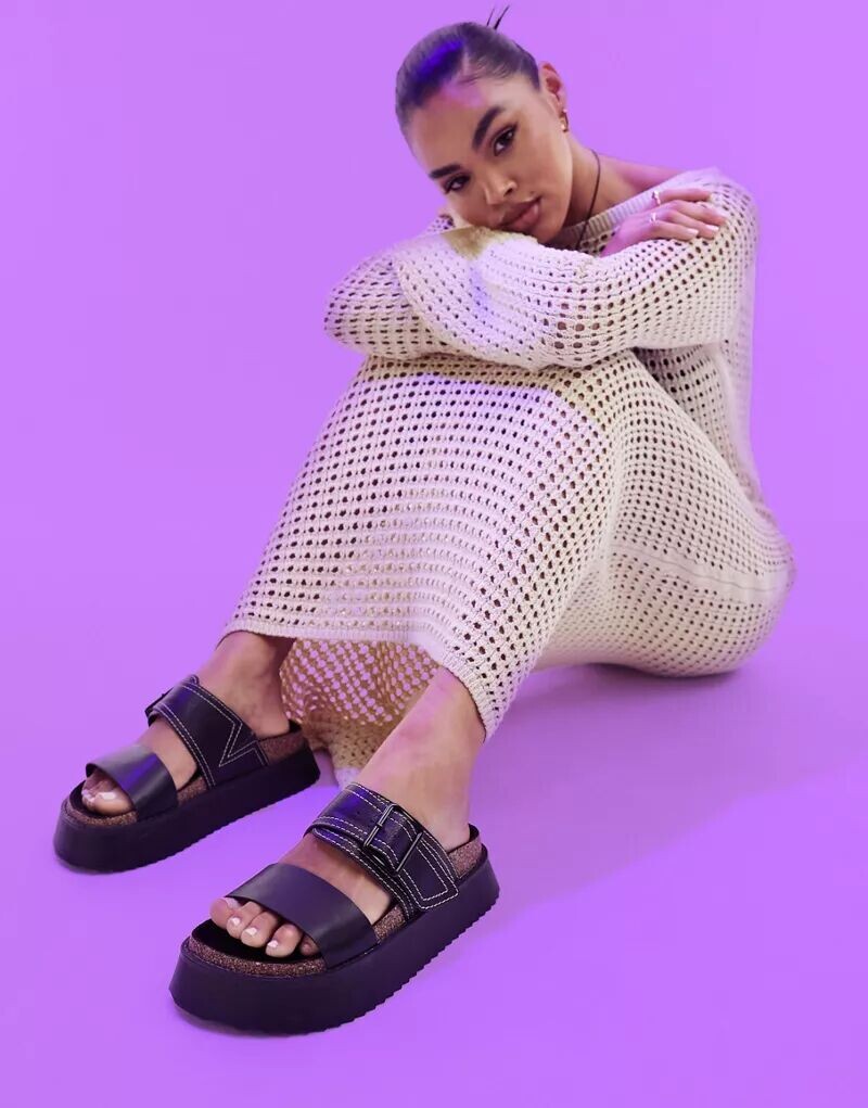 

Черные сандалии на плоской подошве с двумя ремешками ASOS Fearless