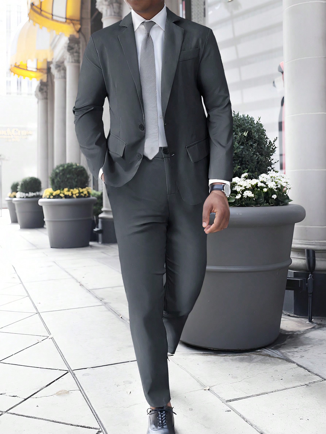 Мужской однобортный пиджак и брюки Manfinity Mode, серый