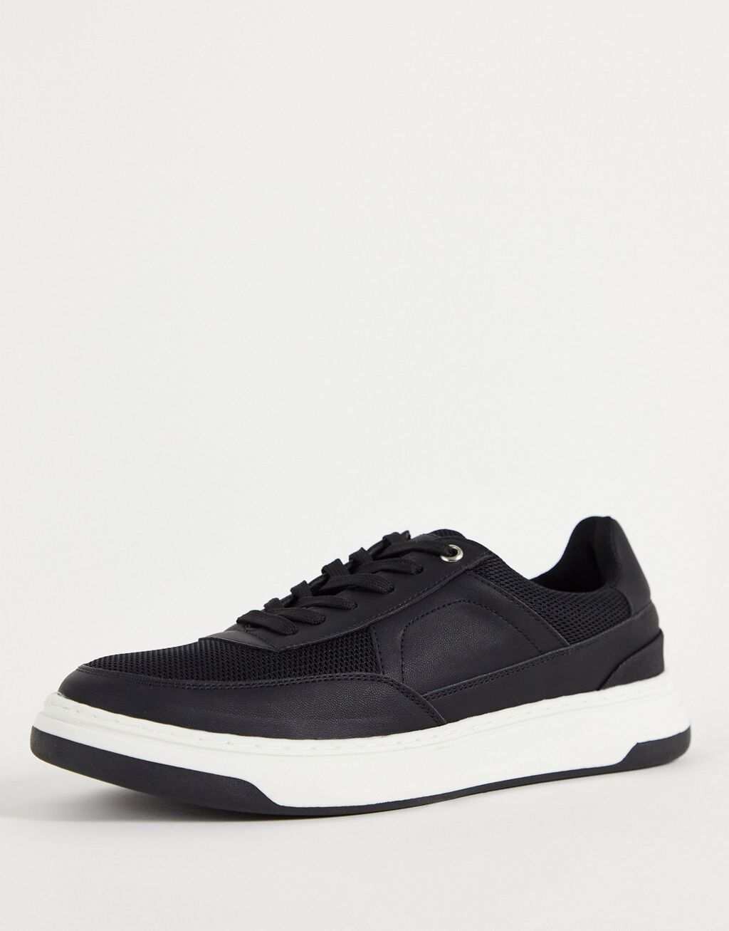 

Черные кроссовки Schuh Willis
