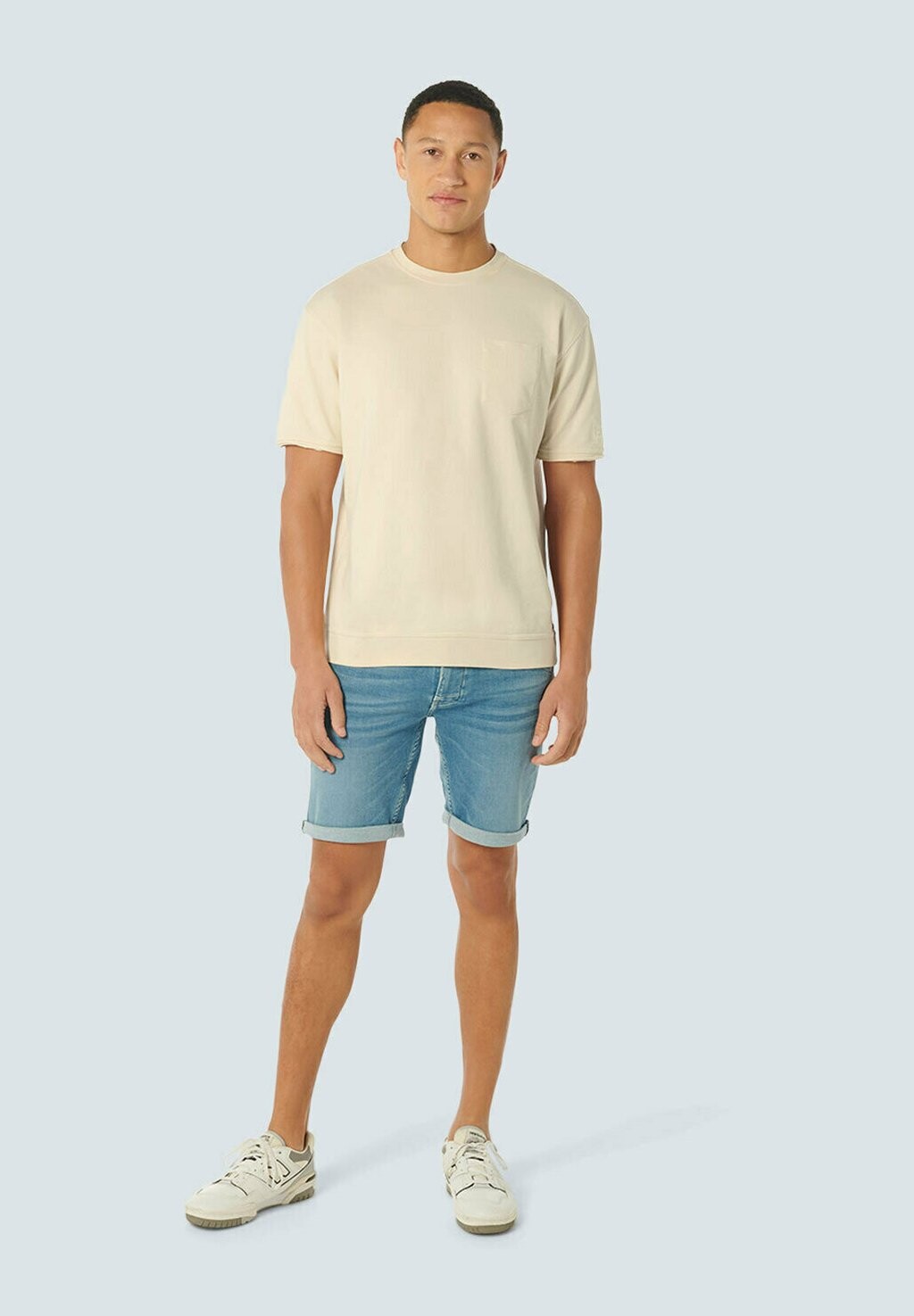 

Базовая футболка SHORT SLEEVER NO EXCESS, бежевый