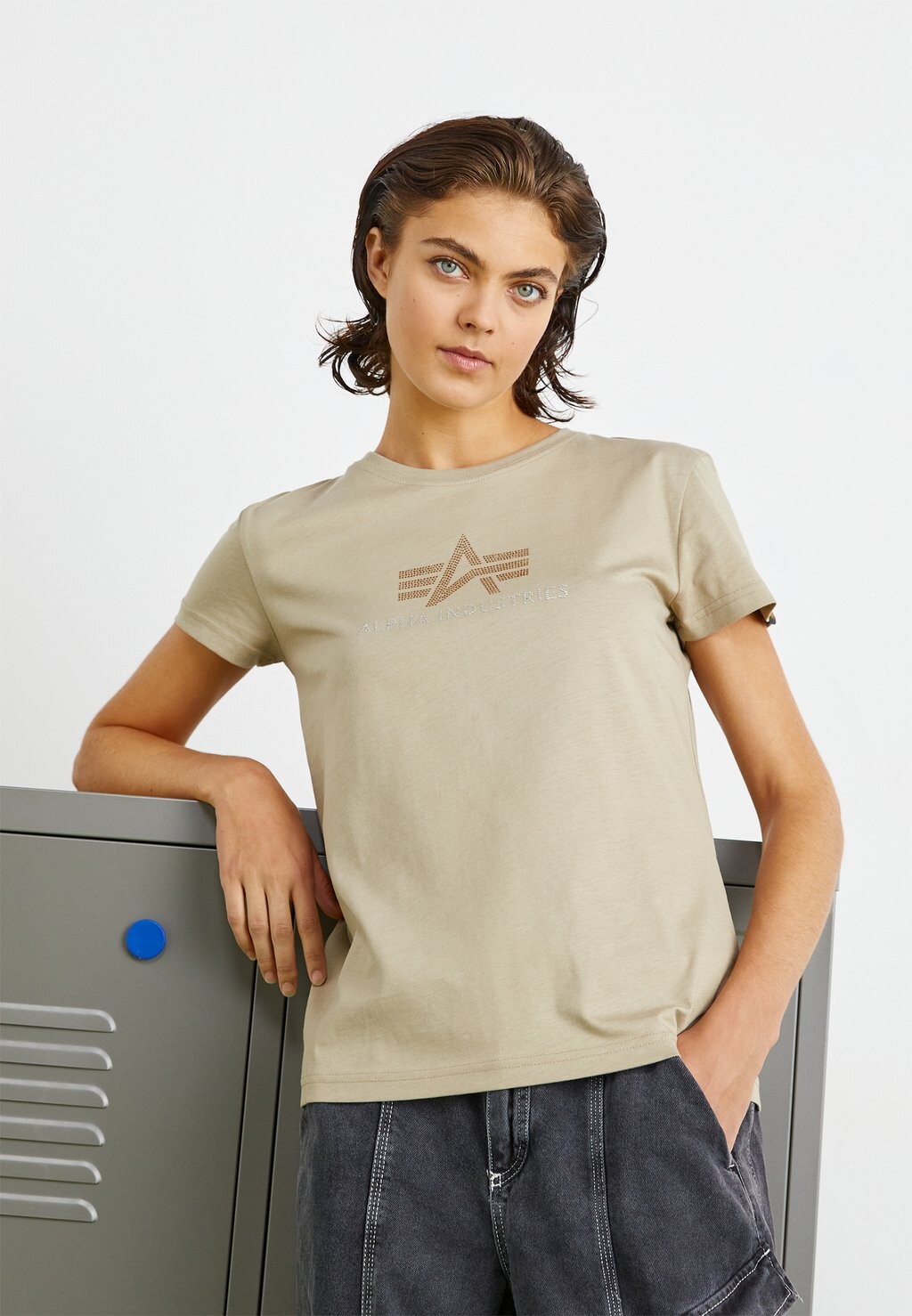 

Футболка с принтом Alpha Industries, цвет vintage sand
