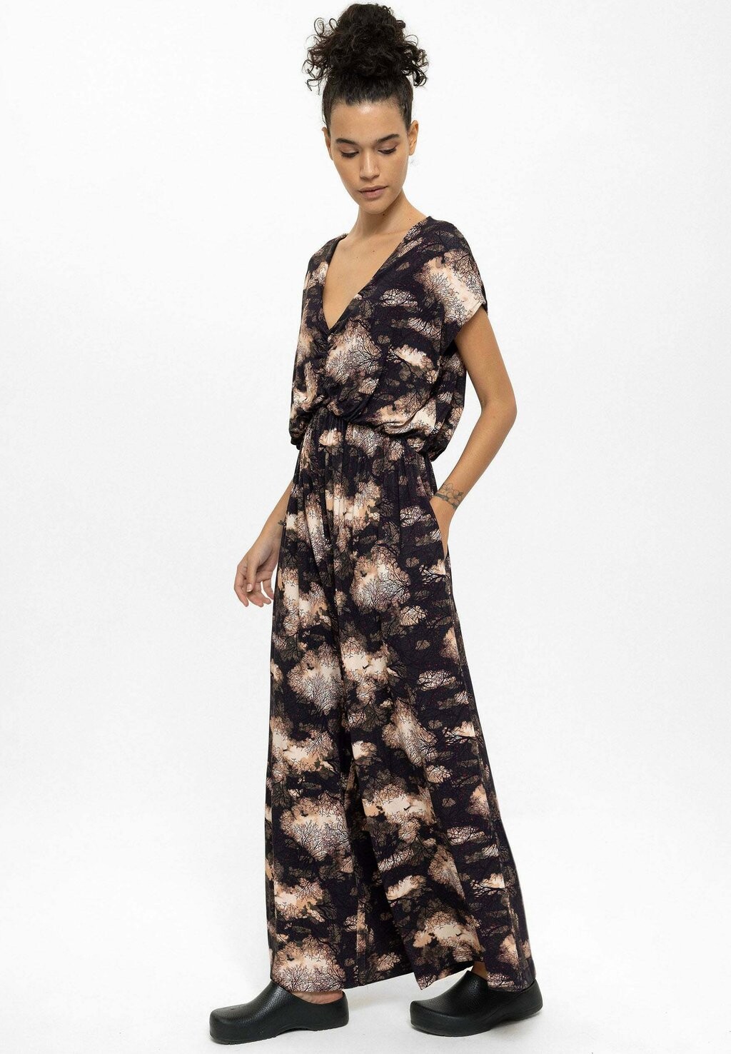 

Комбинезон ALL OVER PRINT anou anou, темно-коричневый