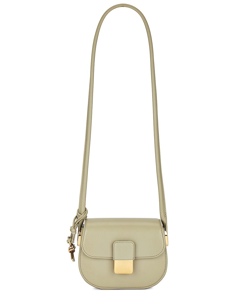 

Сумка кросс-боди Bottega Veneta Mini Desiree Stanford Lux, цвет Travertine & Muse Brass