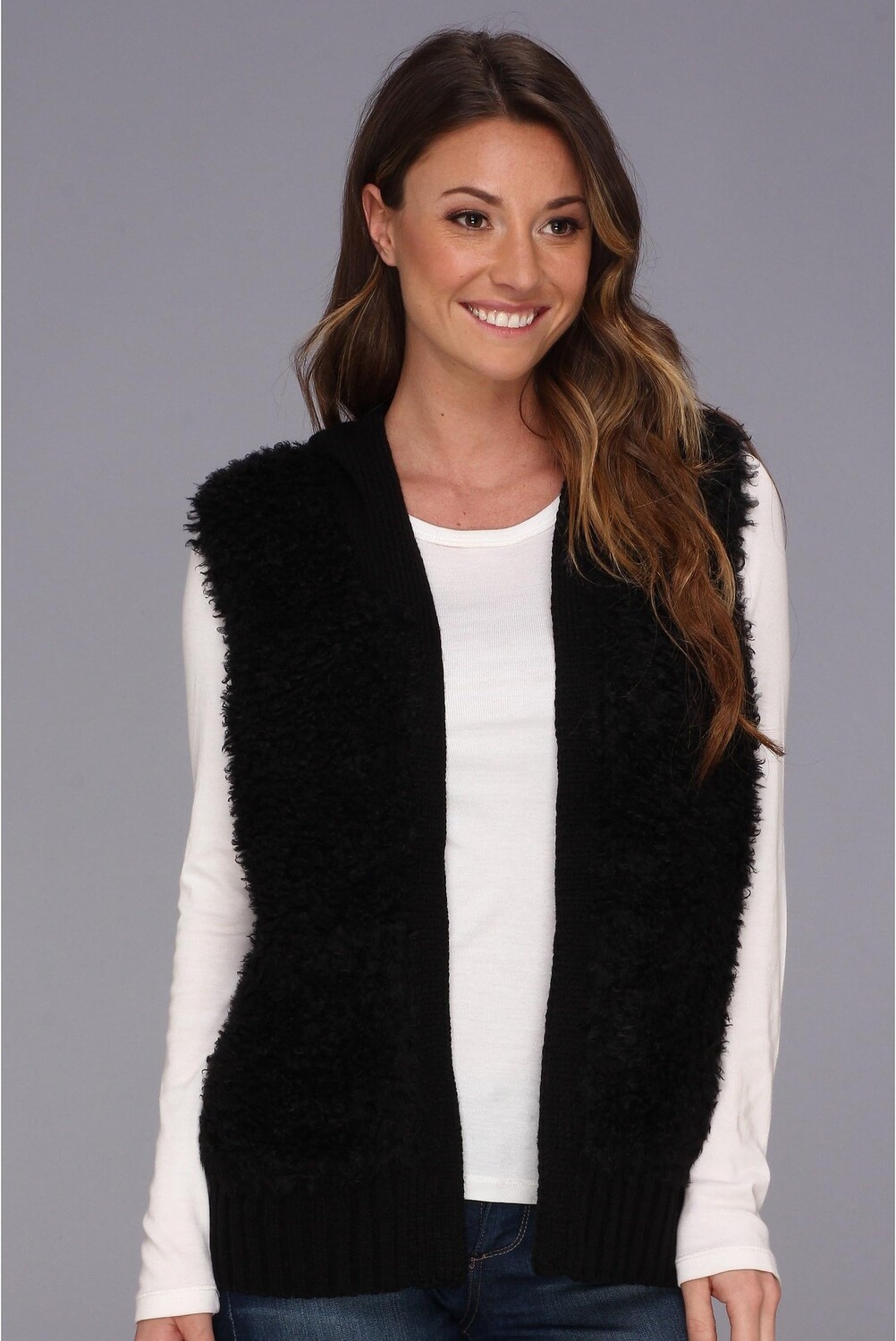 

Свитер Echo New York Faux Fur Vest with Knit Hood, черный