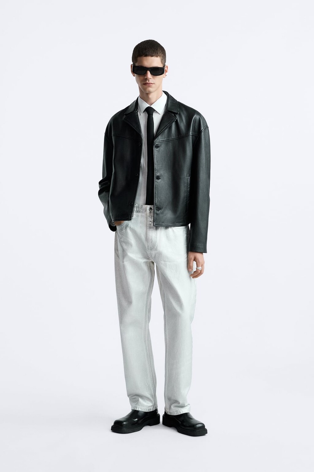 

Кожаный пиджак ZARA, черный