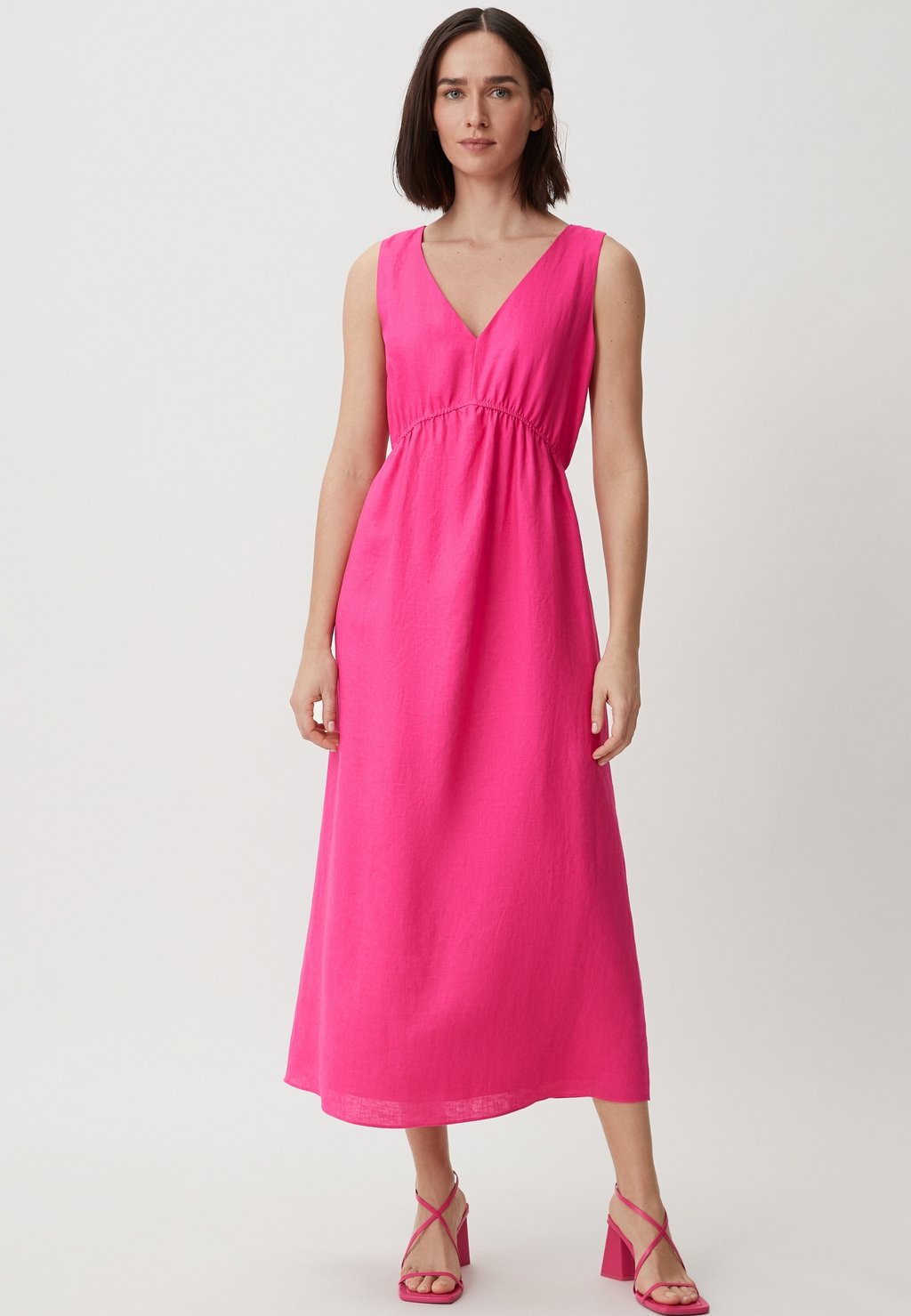 Летнее платье comma, розовый