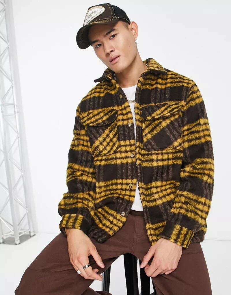 

Pull&Bear коричневая куртка-рубашка в клетку