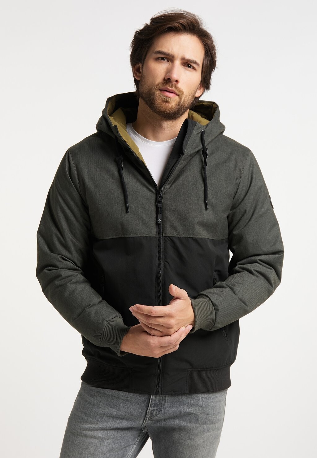 

Легкая куртка Ragwear, оливковый