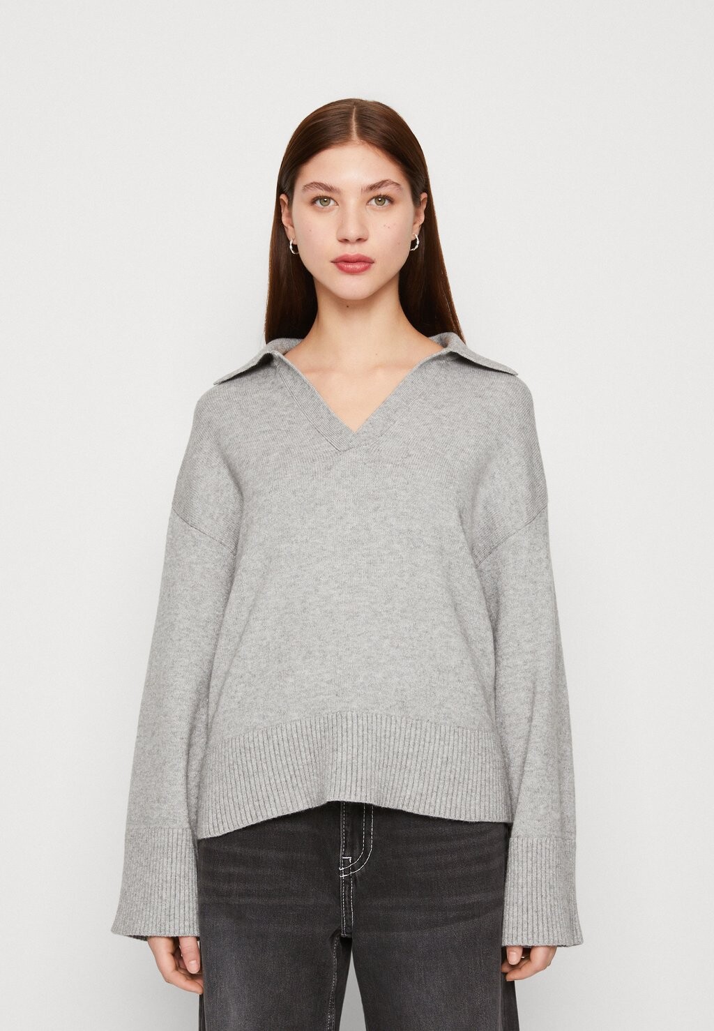 

Свитер Gina Tricot