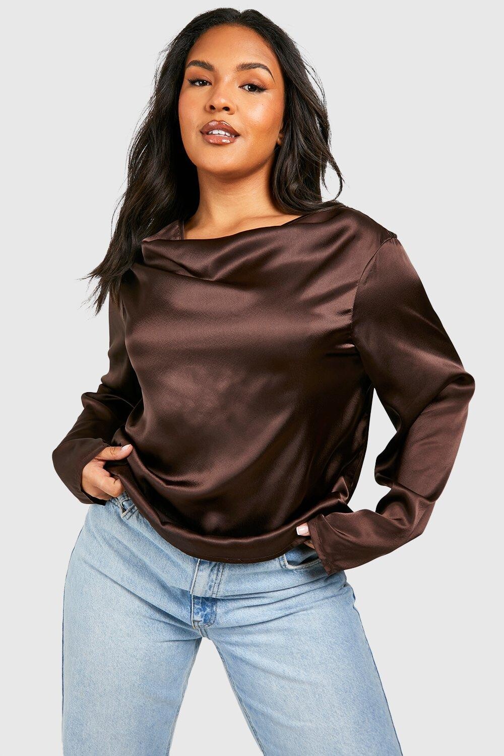 

Топ plus атласный капюшон с длинным рукавом Boohoo, шоколадный