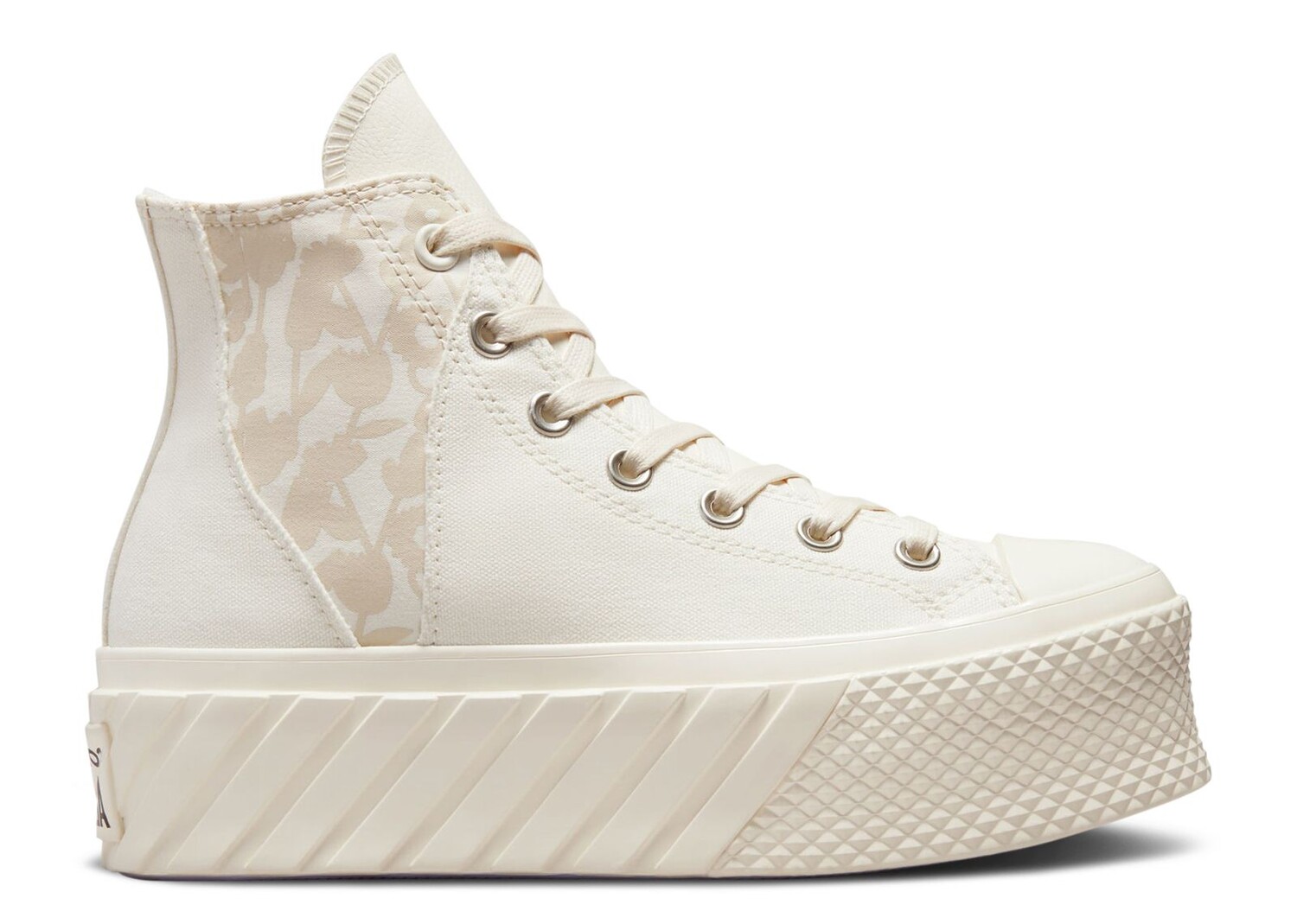 

Кроссовки Converse Wmns Chuck Taylor All Star Lift 2X Platform High 'We Are Stronger Together', кремовый, Бежевый