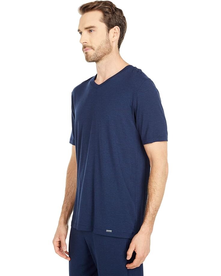 

Рубашка Hanro Casuals Short Sleeve V-Neck Shirt, цвет Deep Navy