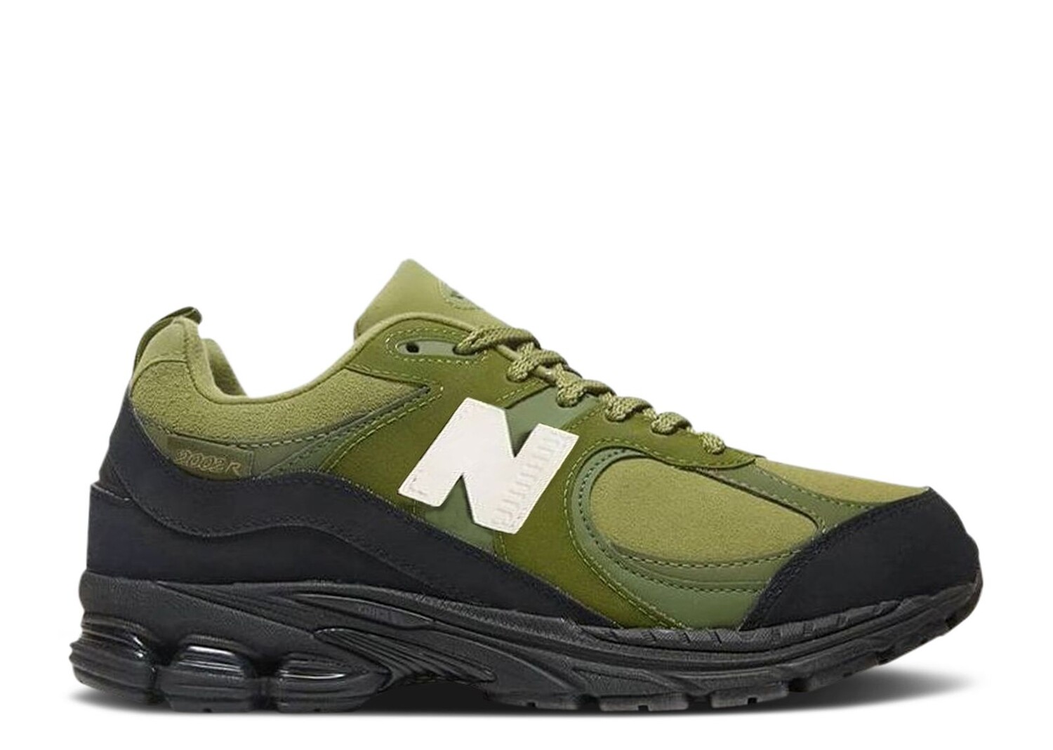 цена Кроссовки New Balance The Basement X 2002R 'Moss Green', зеленый