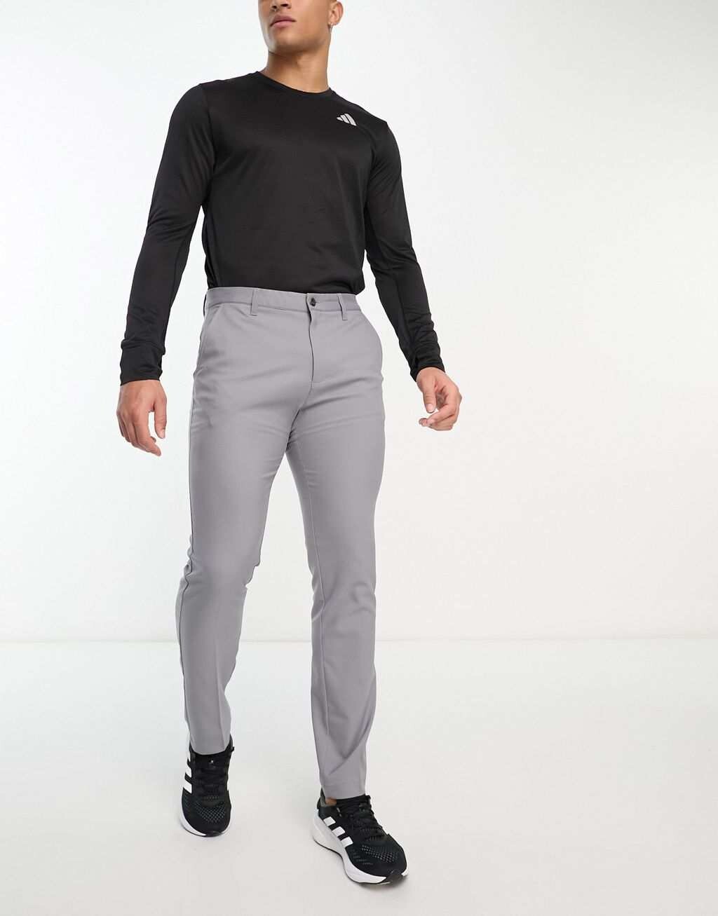 

Серые зауженные брюки adidas Golf Ultimate 365
