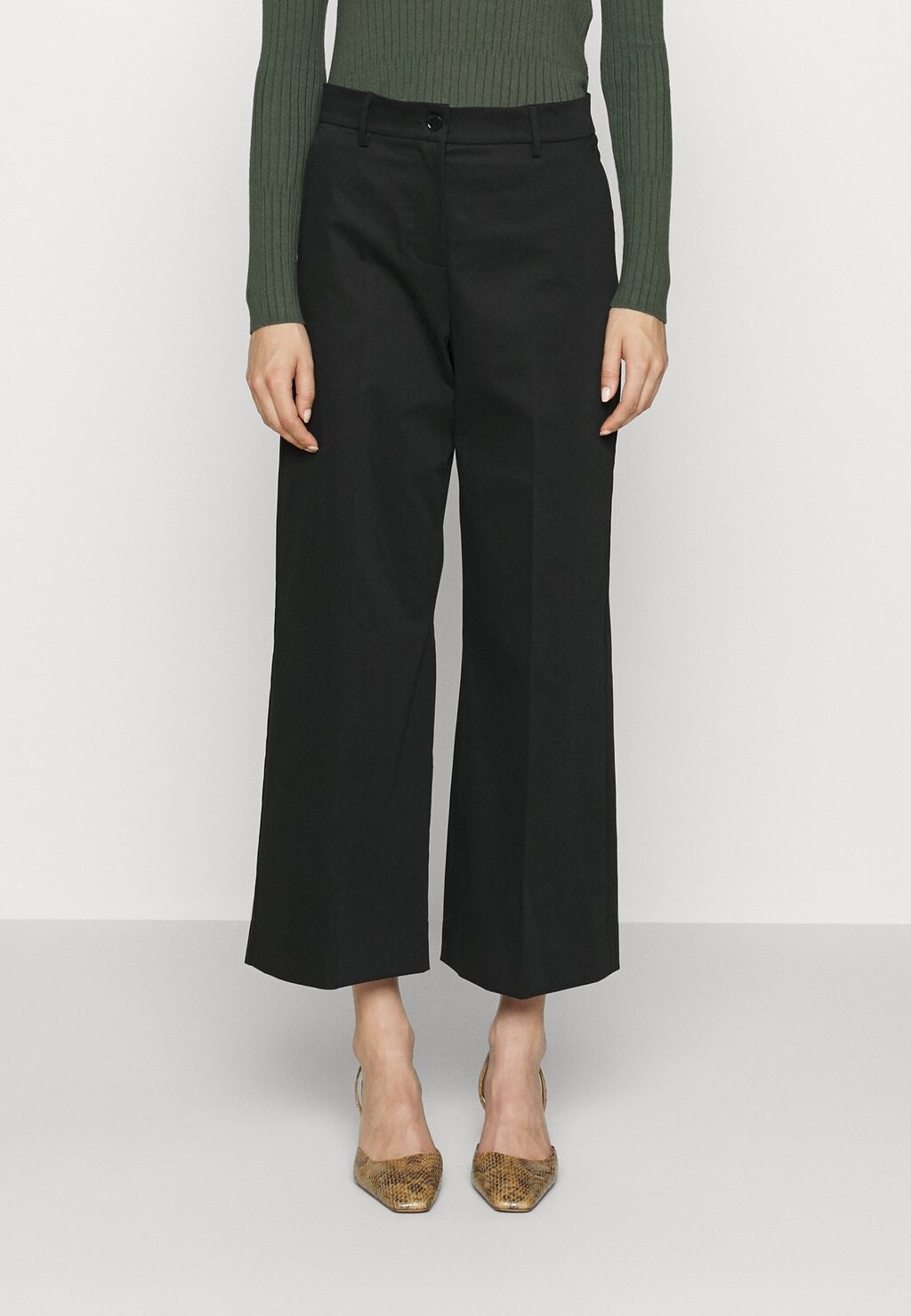 

Брюки WEEKEND MaxMara, черный
