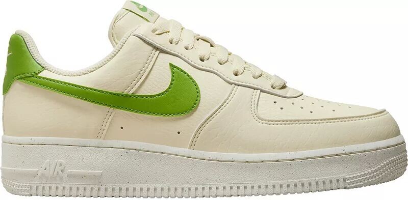 

Женские кроссовки Nike Air Force 1 '07