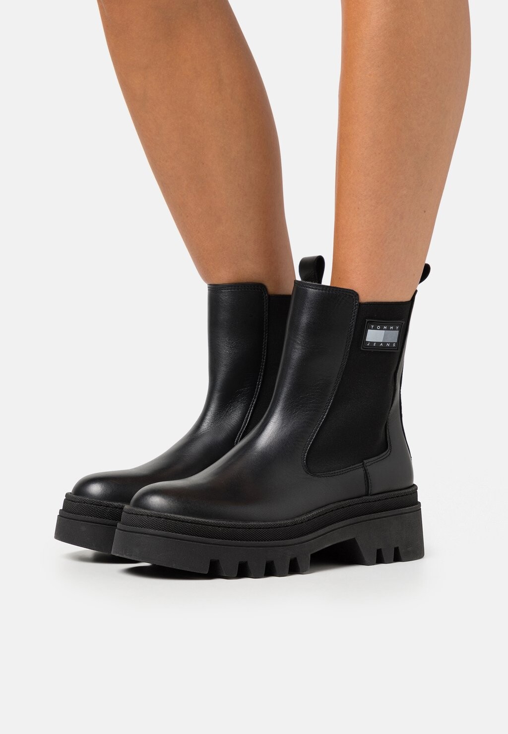 

Ботинки на платформе Tommy Jeans FASHION CHELSEA, черный