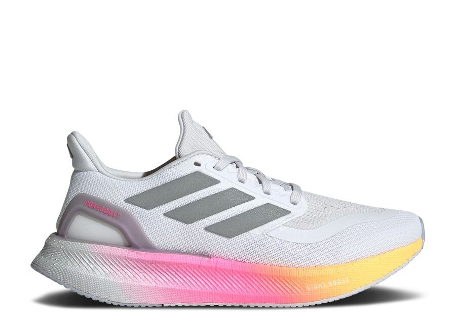 

Кроссовки adidas Wmns PureBoost 5, цвет White Lucid Pink