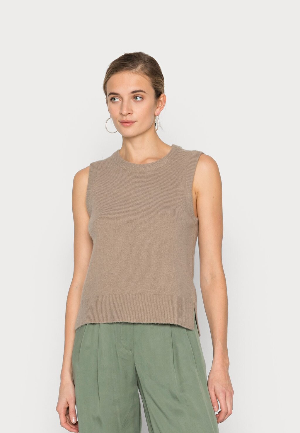 

Джемпер Moss Copenhagen
