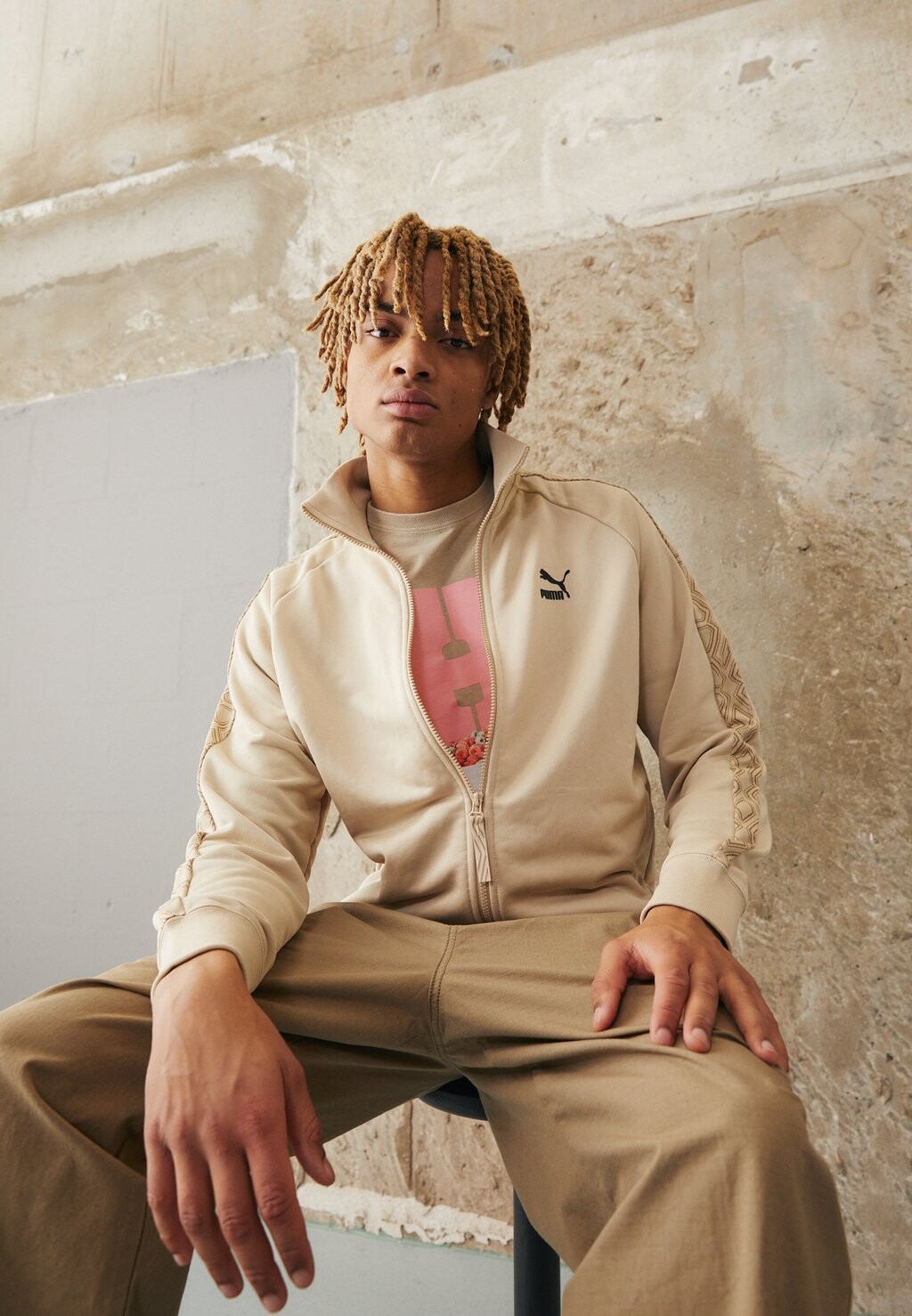 

Толстовка на молнии Puma