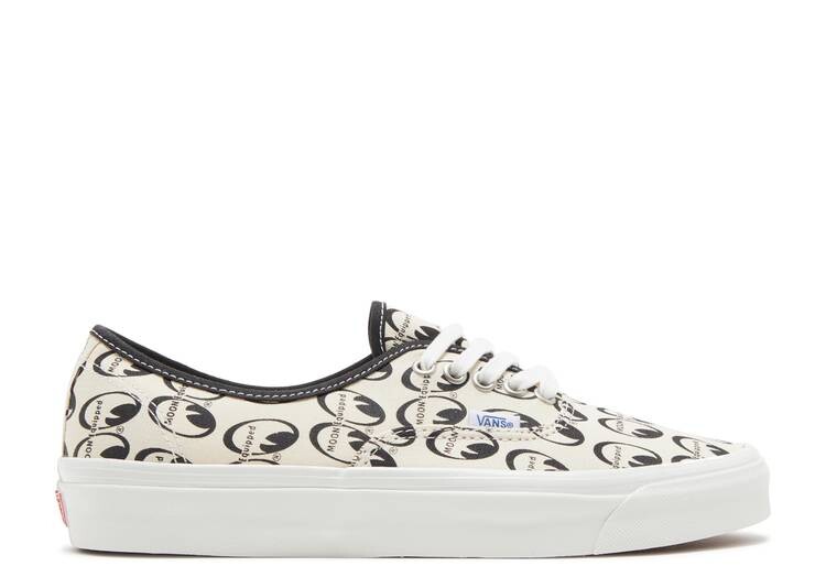 

Кроссовки Vans MOONEYES X AUTHENTIC 44 DX 'ANAHEIM FACTORY - WHITE', белый
