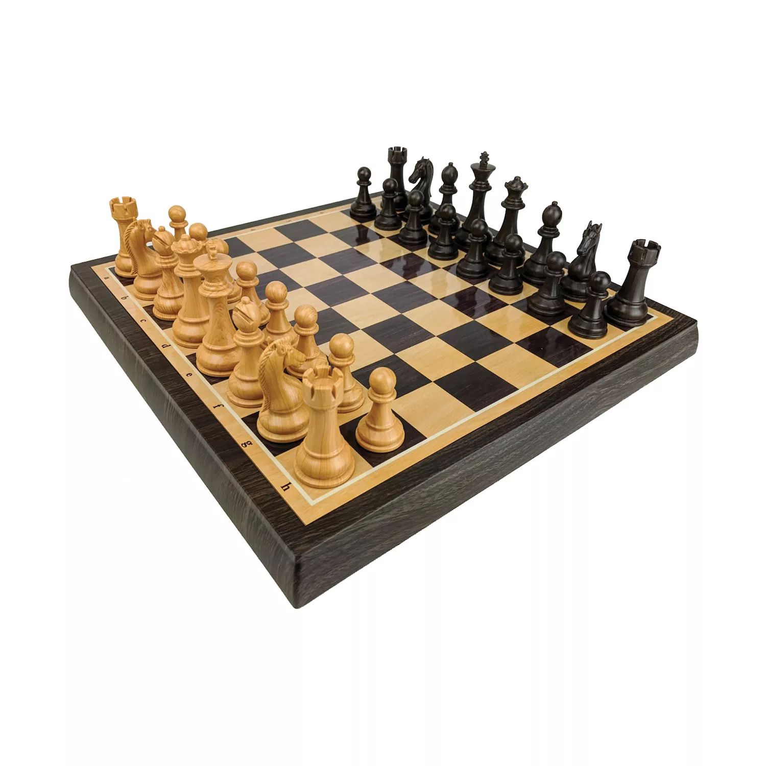 Игра в шахматы AREYOUGAMECOM